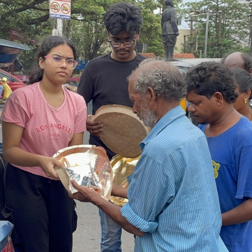 Project 63 : 250 meals ,Veg Pulav Raita &water , 2 volunteers, 18 hours