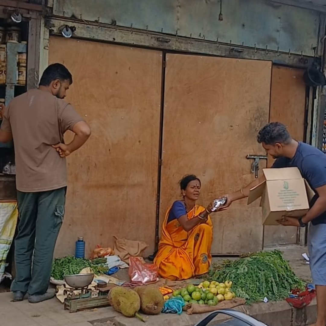 Project 85: 100 Meals Veg Pulav, 2 Volunteers, 6 Hours